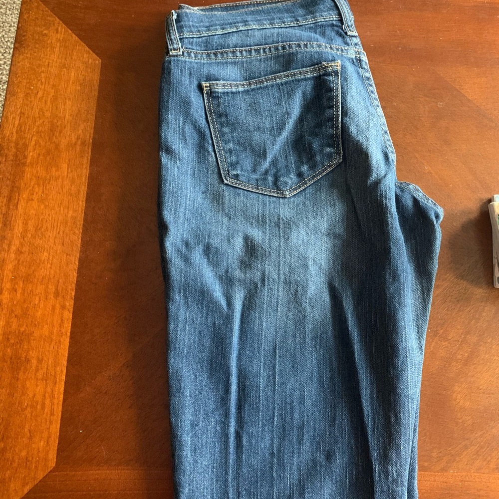 Old navy bootcut jeans! - Picture 2 of 2